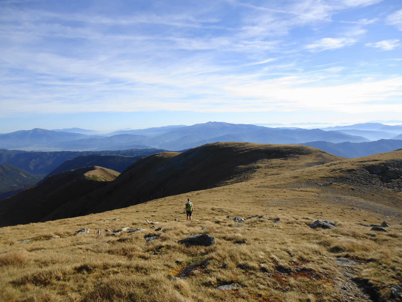 Foto: Günter Siegl / Wandertour / Über die Loretto-Kapelle zum Gipfelsammeln (2308m) / zum Lahneck / 31.10.2014 11:24:04