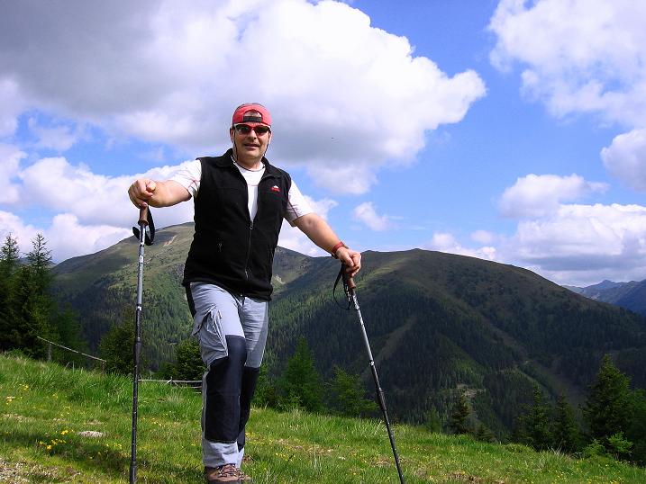 Foto: Andreas Koller / Wandertour / Über die Loretto-Kapelle zum Gipfelsammeln (2308m) / 15.06.2011 20:30:04