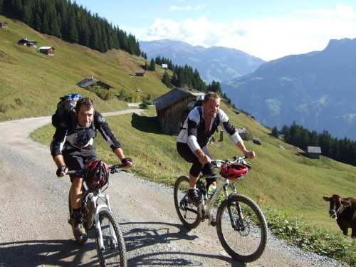Foto: hofchri / Mountainbiketour / Rund um den Rastkogel über Geiseljoch (2292 m) - 2 Tagestour  / bei der Kressbrunnalm / 22.06.2011 17:50:50