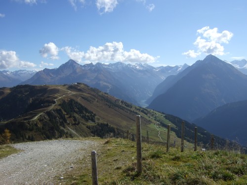 Foto: hofchri / Mountainbiketour / Rund um den Rastkogel über Geiseljoch (2292 m) - 2 Tagestour  / Blick zurück zum Penken / 22.06.2011 17:54:40