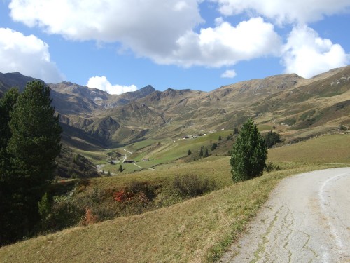 Foto: hofchri / Mountainbiketour / Rund um den Rastkogel über Geiseljoch (2292 m) - 2 Tagestour  / Anstieg zur Geislalm / 22.06.2011 17:58:30