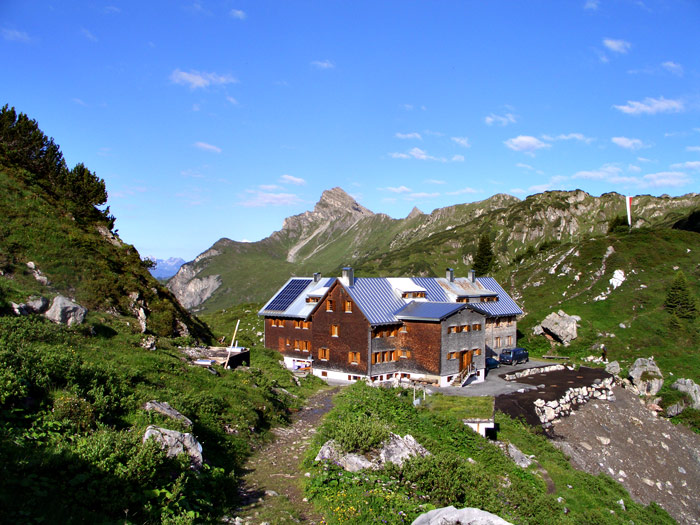 Foto: vince 51 / Wandertour / Saladinaspitze/Fensterlewand / Freiburger Hütte / 01.07.2011 22:47:05