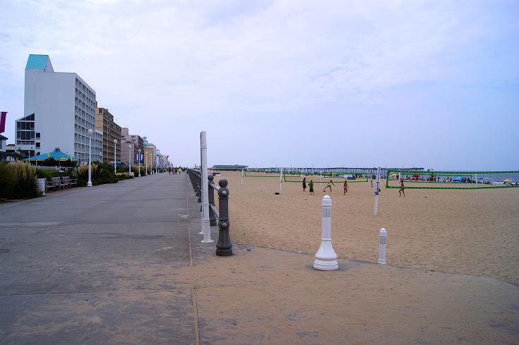 Foto: Andreas Koller / Wandertour / Virginia Beach Boardwalk (5m) / 06.08.2011 20:30:04