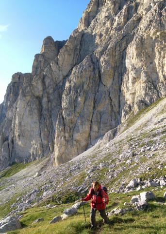 Foto: Wolfgang Lauschensky / Wandertour / Cima Settsass 2571m (Weg 23 über Südseite) / Südabstürze des Settsass / 21.08.2011 22:00:57