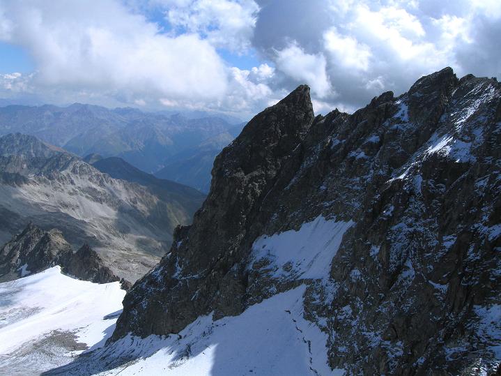 Foto: Andreas Koller / Wandertour / Piz Kesch (3418m) / Keschnadel (3386m) / 06.09.2011 21:58:25