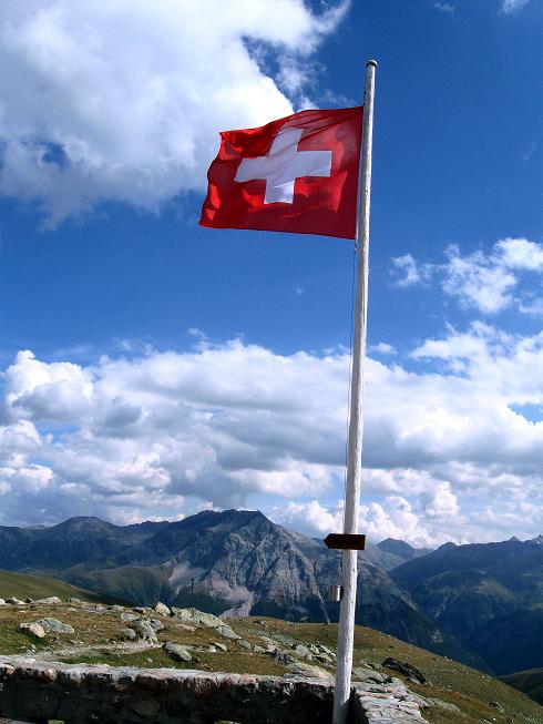 Foto: Andreas Koller / Wandertour / Piz Kesch (3418m) / Zurück bei der Chamanna d Es-cha / 06.09.2011 21:54:49