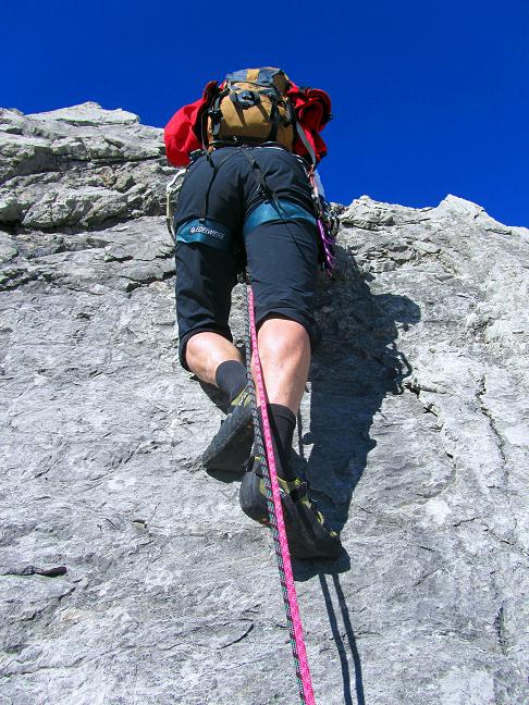 Foto: Andreas Koller / Klettertour / Lange Kante auf den SW Parzinnturm (2590m) / 22.10.2011 20:15:50