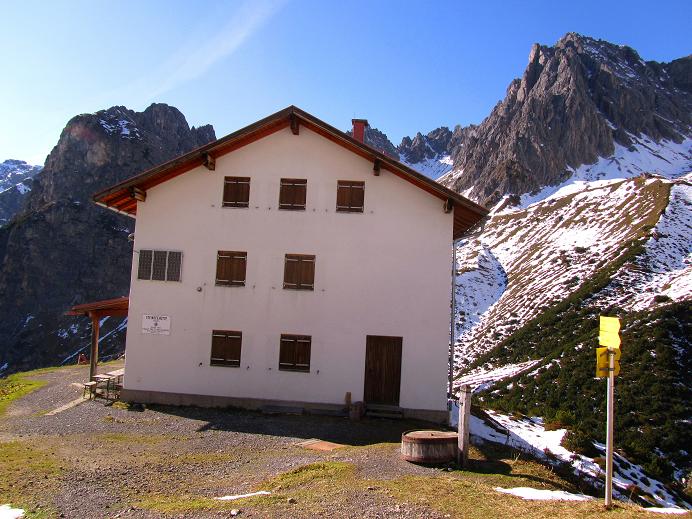 Foto: Andreas Koller / Klettertour / Lange Kante auf den SW Parzinnturm (2590m) / Steinseehütte / 22.10.2011 20:09:44