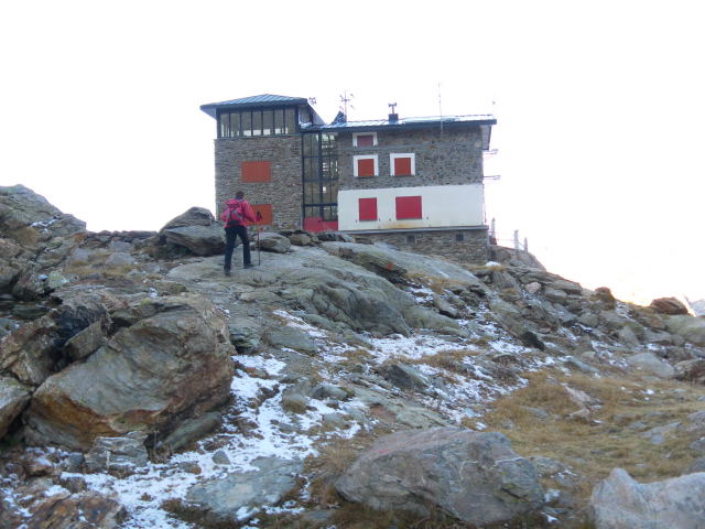 Foto: Wolfgang Lauschensky / Wandertour / Cima Argentera 3297m, Königin der Seealpen / Rifugio Remondino / 29.10.2011 19:08:22