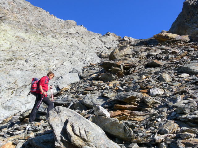 Foto: Wolfgang Lauschensky / Wandertour / Cima Argentera 3297m, Königin der Seealpen / in der Geröllrinne / 29.10.2011 19:07:57