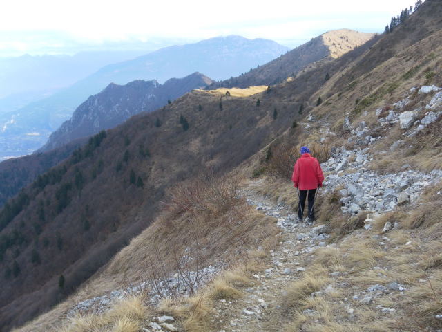 Foto: Wolfgang Lauschensky / Wandertour / Cima d´ Oro bis Cima Pari Kammüberschreitung / nordseitige Querung zur Bocca Dromae / 12.12.2011 15:08:51