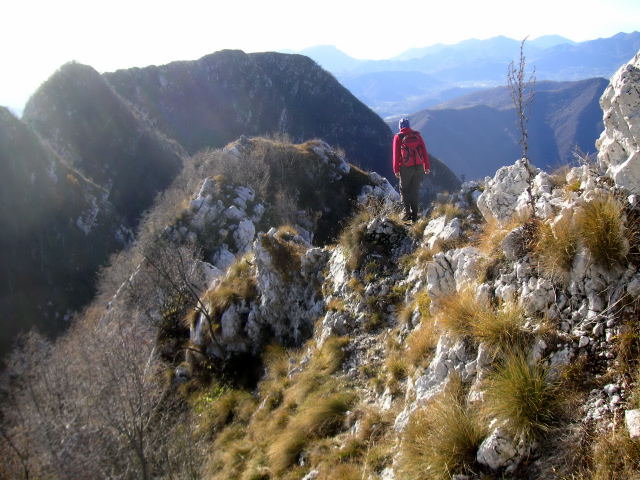 Foto: Wolfgang Lauschensky / Wandertour / Cresta Marmera: vom Monte Spino zum Monte Forametto / Schrofengrat zum Monte Forametto / 16.12.2011 07:51:47