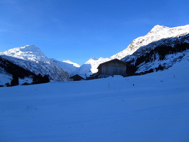 Foto: Andreas Koller / Skitour / Chilchalphorn (3040m) / 19.01.2012 21:26:52