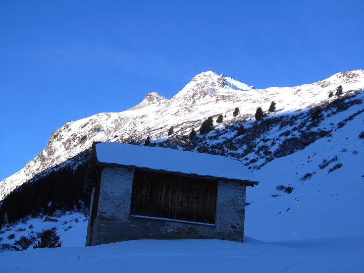 Foto: Andreas Koller / Skitour / Chilchalphorn (3040m) / 19.01.2012 21:26:47