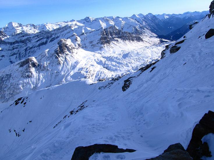 Foto: Andreas Koller / Skitour / Chilchalphorn (3040m) / 19.01.2012 21:21:32