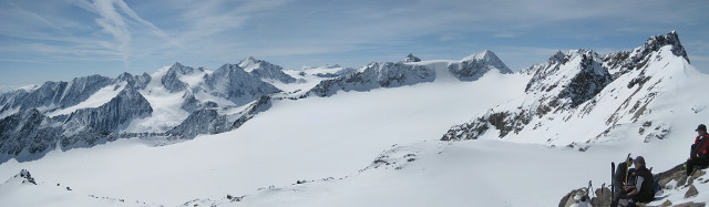 Foto: Wolfgang Lauschensky / Skitour / Lüsener Spitze und Lüsener Fernerkogel / Blick von der Lüsener Spitze über den Lüsener Ferner / 31.01.2012 22:13:18