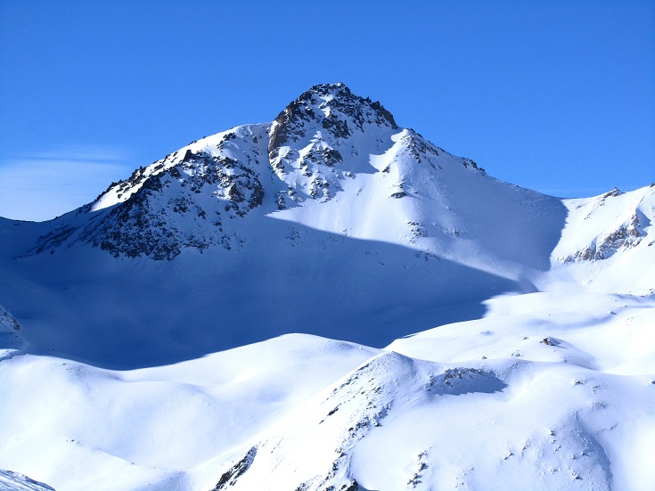 Foto: Andreas Koller / Skitour / Kurzer Anstieg lange Abfahrt am Corn Chamuotsch (3017m) / Corn Chamuotsch / 08.03.2012 21:45:49