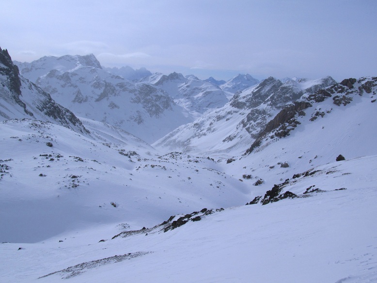 Foto: Andreas Koller / Skitour / Kurzer Anstieg lange Abfahrt am Corn Chamuotsch (3017m) / 08.03.2012 21:39:49