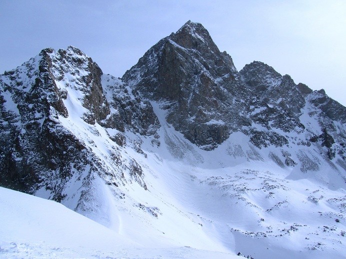 Foto: Andreas Koller / Skitour / Kurzer Anstieg lange Abfahrt am Corn Chamuotsch (3017m) / Piz Julier (3380m) / 08.03.2012 21:39:17