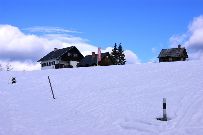 Foto: Andreas Koller / Schneeschuhtour / Panoramaschneeschuhtour auf die Amundsenhöhe (1666m) / Neues Ganzalm Haus / 13.03.2012 19:45:03