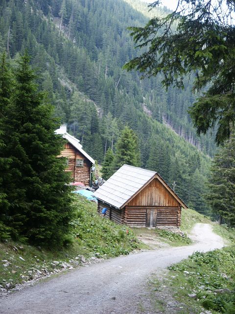 Foto: Datzi / Wandertour / Rundtour über den Kl. Reichard - Hochreichard - Brandstätterkogel (Biwak) - Maierangerkogel / Hochreichhard Schutzhaus / 06.05.2012 18:22:42