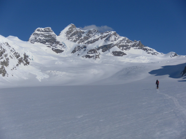 Foto: Wolfgang Lauschensky / Skitour / Sphinx am Jungfraujoch 3571m von der Konkordiahütte / Jungfrau / 05.06.2012 23:34:57