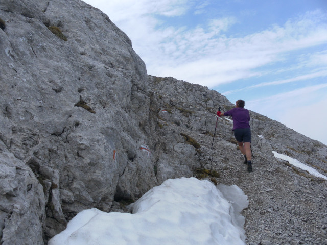 Foto: Wolfgang Lauschensky / Wandertour / Cima dei Lasteri 2459m / am Gipfelfels / 12.06.2012 18:33:09