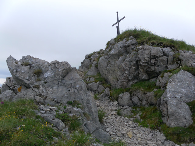 Foto: Wolfgang Lauschensky / Wandertour / Delpsjoch 1945m / felsiger Gipfelaufsatz / 25.06.2012 13:01:26