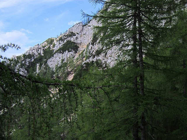 Foto: Andreas Koller / Klettersteigtour / Klettersteig Walter Mory und Krischasteig (1711m) / Blick zur Klettersteigwand / 15.07.2012 23:21:00