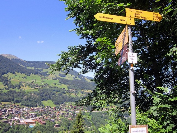 Foto: Andreas Koller / Klettersteigtour / Via ferrata de Tiere (1226m) / Abstieg zur Galerie Defago / 04.09.2012 20:27:01