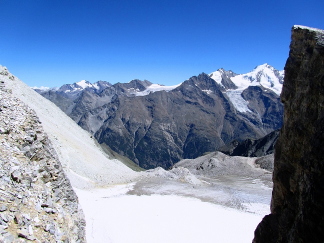 Foto: Andreas Koller / Wandertour / Aus dem Turtmanntal auf die Barrhörner (3610m) / 13.09.2012 01:39:47