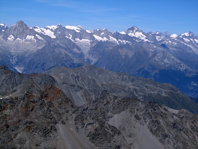 Foto: Andreas Koller / Wandertour / Aus dem Turtmanntal auf die Barrhörner (3610m) / Gipfelblick vom Inneren Barrhorn / 13.09.2012 01:36:10