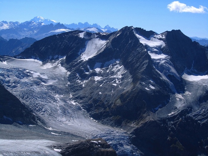 Foto: Andreas Koller / Wandertour / Aus dem Turtmanntal auf die Barrhörner (3610m) / 13.09.2012 01:24:25
