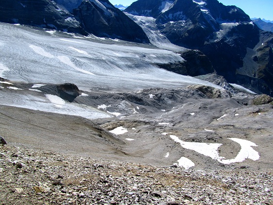 Foto: Andreas Koller / Wandertour / Aus dem Turtmanntal auf die Barrhörner (3610m) / 13.09.2012 01:22:20