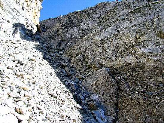 Foto: Andreas Koller / Wandertour / Aus dem Turtmanntal auf die Barrhörner (3610m) / Nochmals durchs Gässi / 13.09.2012 01:21:27
