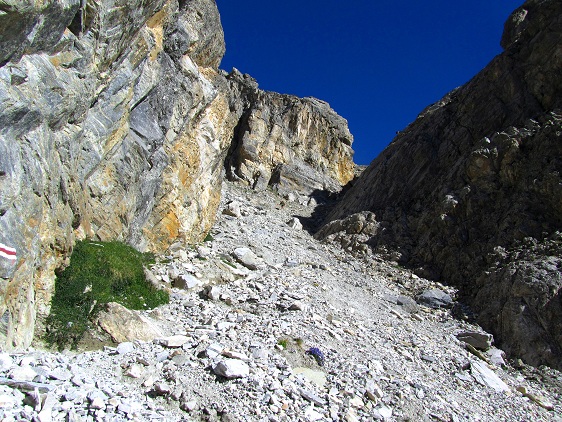 Foto: Andreas Koller / Wandertour / Aus dem Turtmanntal auf die Barrhörner (3610m) / 13.09.2012 01:20:55