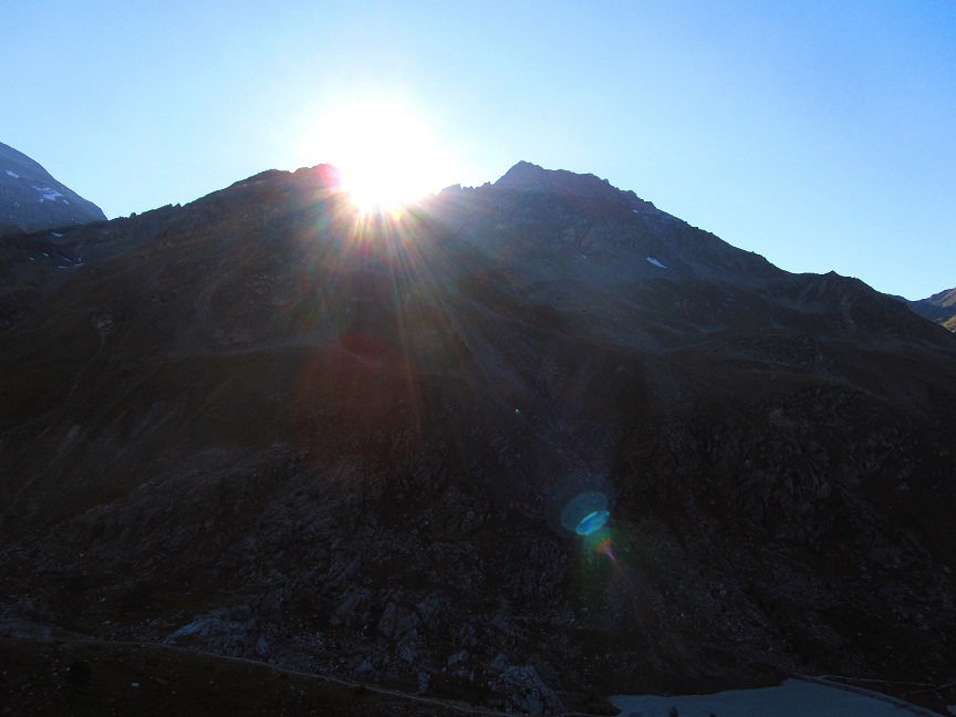 Foto: Andreas Koller / Wandertour / Aus dem Turtmanntal auf die Barrhörner (3610m) / 13.09.2012 01:20:25