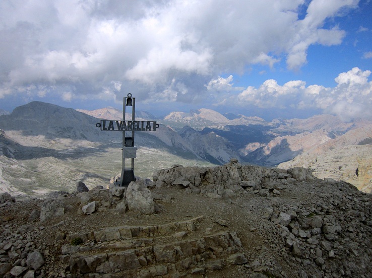 Foto: Andreas Koller / Wandertour / Piz de Lavarella (3055m) / Am Gipfel des Lavarella / 27.09.2012 00:27:26