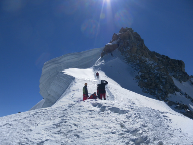 Foto: Wolfgang Lauschensky / Wandertour / Mont Blanc du Tacul 4248m / Gipfelabstieg / 01.10.2012 22:39:13