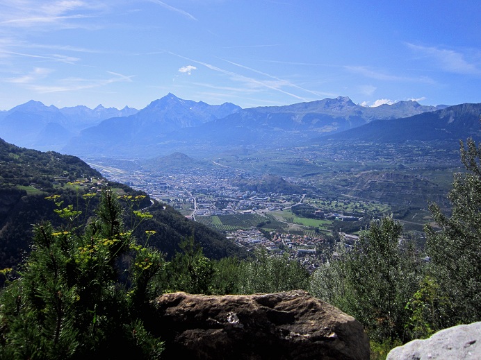 Foto: Andreas Koller / Klettersteigtour / Via ferrata du Belvedere (1265m) / Rhonetal und Sion / 02.10.2012 01:20:30