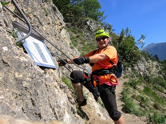 Foto: Andreas Koller / Klettersteigtour / Via ferrata du Belvedere (1265m) / 02.10.2012 01:18:47