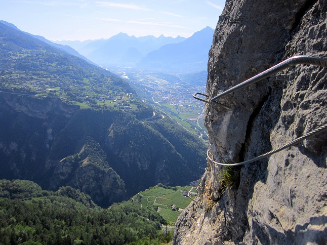 Foto: Andreas Koller / Klettersteigtour / Via ferrata du Belvedere (1265m) / 02.10.2012 01:15:39