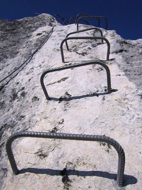 Foto: Andreas Koller / Klettersteigtour / Via ferrata du Belvedere (1265m) / 02.10.2012 01:13:26