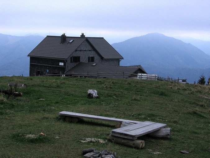 Foto: Andreas Koller / Wandertour / Hochstaff und Reisalpe (1399m) / Reisalpen Schutzhaus / 10.10.2012 23:16:45