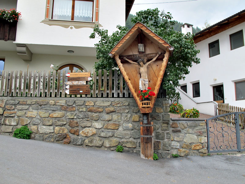 Foto: vince 51 / Wandertour / von Matsch auf die Spitzige Lun und das Hohe Joch / Hier links abbiegen, nach rechts geht's zum grossen nordöstlichen Bogen zum Hohen Joch / 04.11.2012 21:46:04