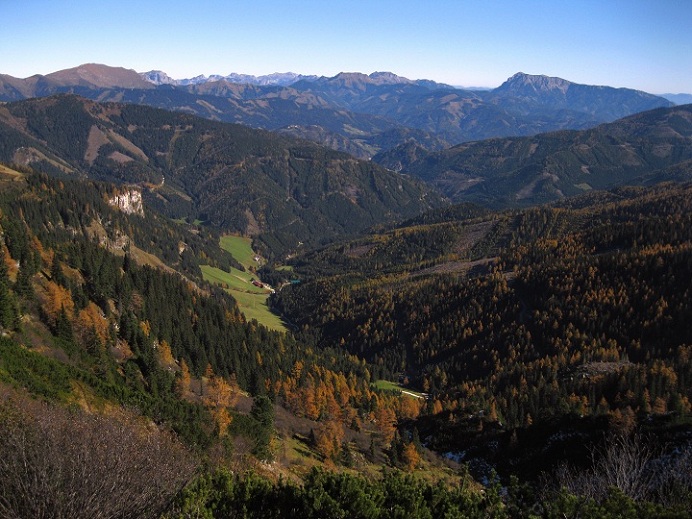 Foto: Andreas Koller / Wandertour / Gratwanderung zum Kerschkern (2225m) / 21.11.2012 01:15:22