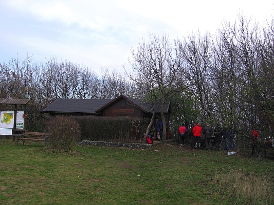 Foto: Andreas Koller / Wandertour / Hundsheimer Berg - am östlichsten Zipfel Österreichs (480m) / Hundsheimer Hütte / 26.11.2012 00:03:45