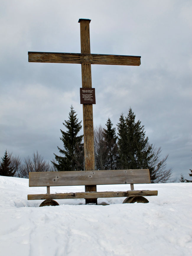 Foto: vince 51 / Schneeschuhtour / Hauchenberg / Gipfelkreuz Schwabenberg / 03.01.2013 23:33:33