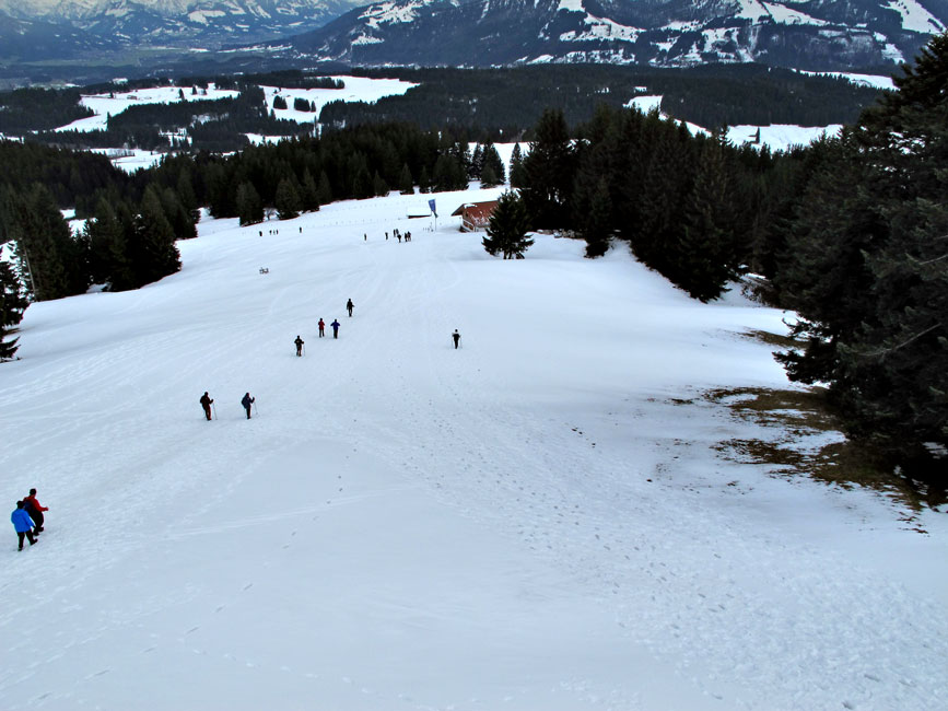 Foto: vince 51 / Schneeschuhtour / Hauchenberg / Blick vom Aussichtsturm zur Klings Hütte / 03.01.2013 23:30:25