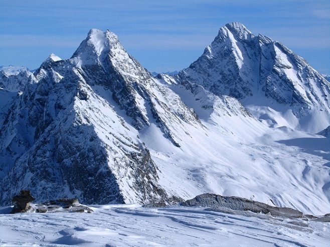 Foto: Andreas Koller / Skitour / Pischahorn und Mattjischtälli (2980m) / Piz Linard (3411m) / 20.01.2013 22:04:31